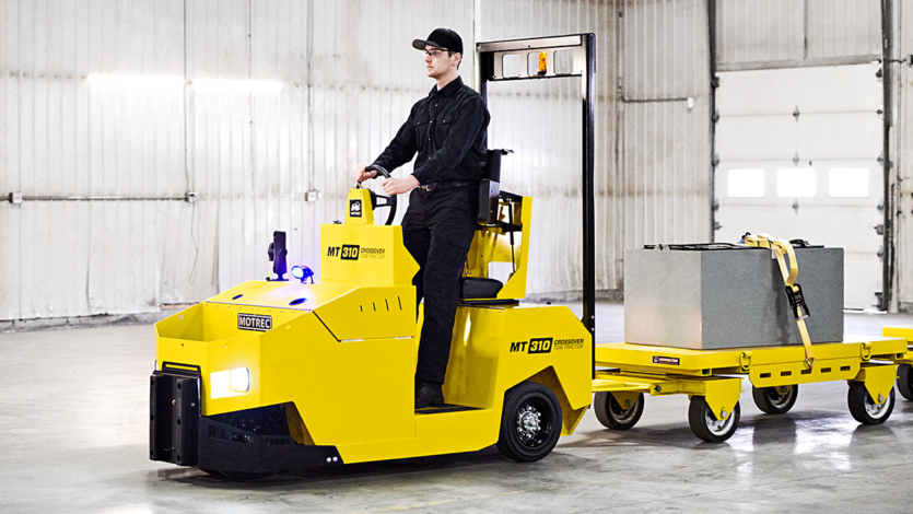 New MT-310 Crossover Tugger – On-Demand Standing/Sitting Driving Position